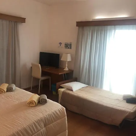 Azores Holidays House -b&b - - Self Check-in Keyboard Couette-café 3*