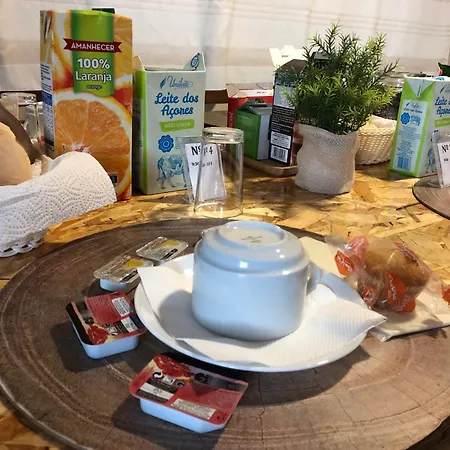 住宿加早餐酒店 Azores Holidays House -b&b - - Self Check-in Keyboard