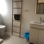 فندق مبيت وإفطار Azores Holidays House -b&b - - Self Check-in Keyboard