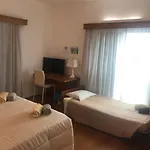 Azores Holidays House -b&b - - Self Check-in Keyboard فندق مبيت وإفطار 3*