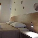 Azores Holidays House -b&b - - Self Check-in Keyboard Panzió Ponta Delgada