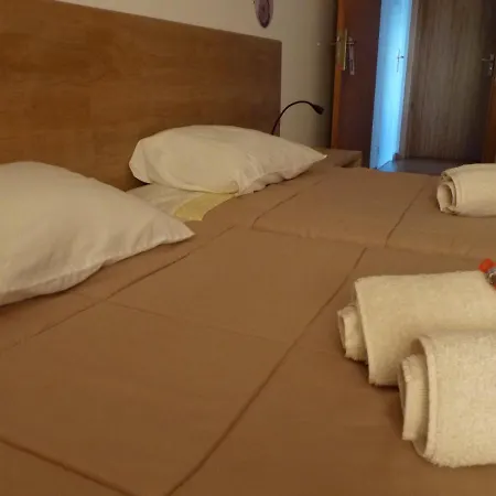 Azores Holidays House -b&b - - Self Check-in Keyboard