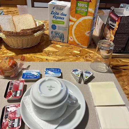 Azores Holidays House -b&b - - Self Check-in Keyboard Bed & Breakfast Ponta Delgada