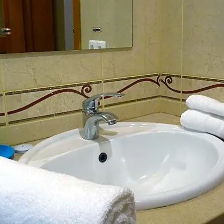 Panzió Azores Holidays House -b&b - - Self Check-in Keyboard