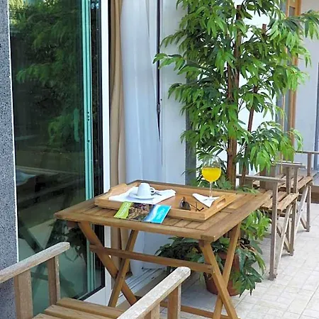 Azores Holidays House -b&b - - Self Check-in Keyboard
