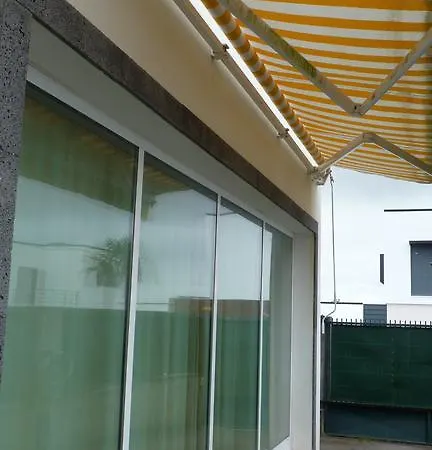 Azores Holidays House -b&b - - Self Check-in Keyboard