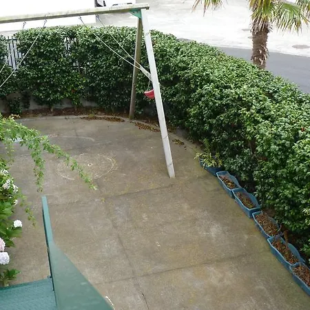 Bed & Breakfast Azores Holidays House -b&b - - Self Check-in Keyboard *