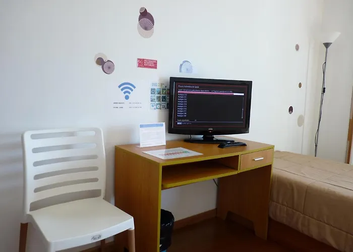 Azores Holidays House -b&b - - Self Check-in Keyboard לינה וארוחת בוקר 3*