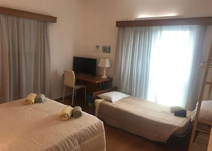 Azores Holidays House -b&b - - Self Check-in Keyboard לינה וארוחת בוקר 3*