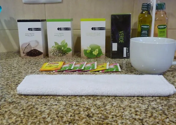 Azores Holidays House -b&b - - Self Check-in Keyboard לינה וארוחת בוקר Ponta Delgada