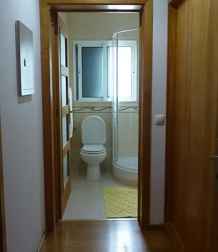 Azores Holidays House -b&b - - Self Check-in Keyboard לינה וארוחת בוקר