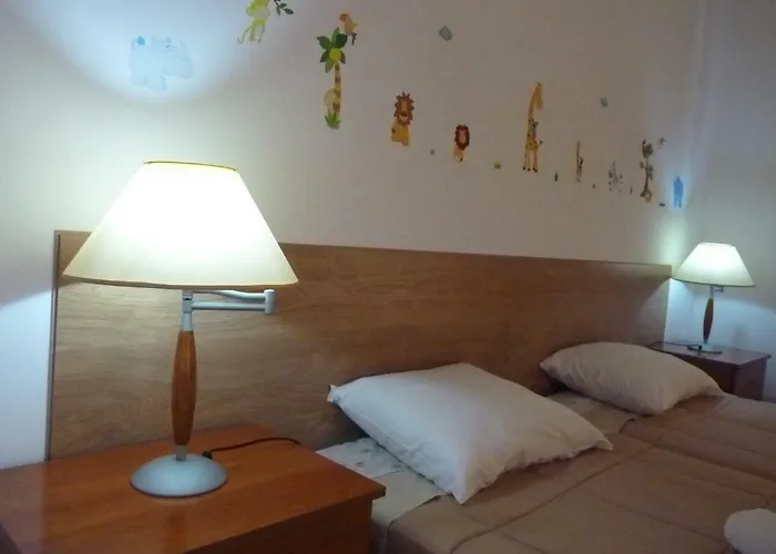 Azores Holidays House -b&b - - Self Check-in Keyboard לינה וארוחת בוקר Ponta Delgada